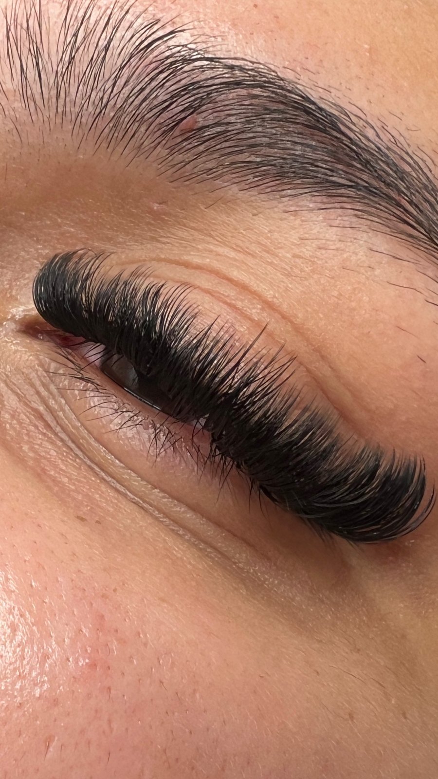 Volume lash set, close-up